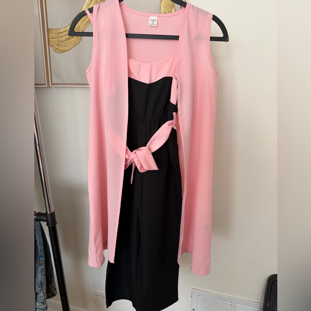 Girls Pink and Black 2 Piece Pants jumpsuit. Size 8